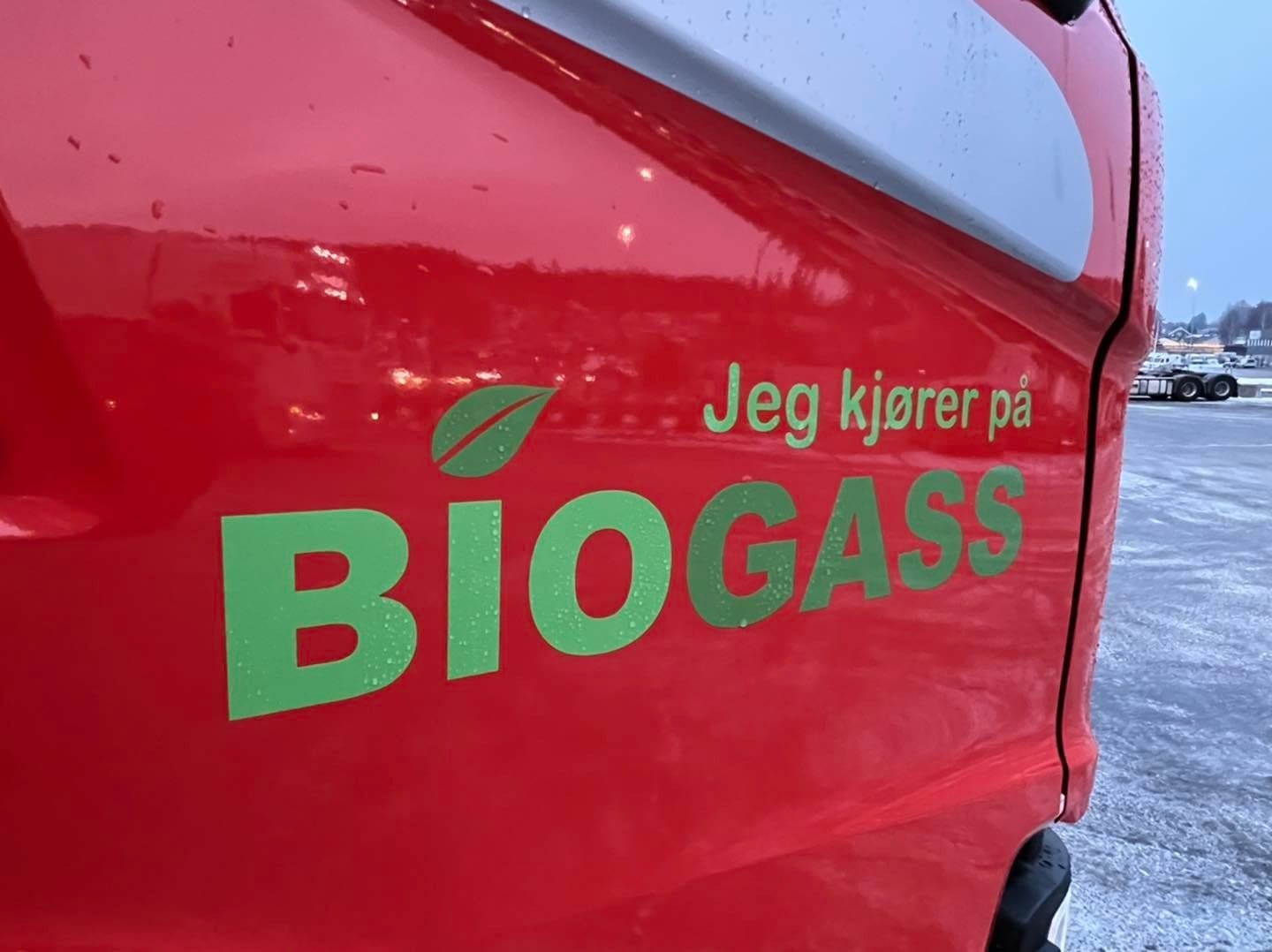 slamsuger-biogass-2 Teksten "Jeg kjører på Biogass" på klimanøytral bil